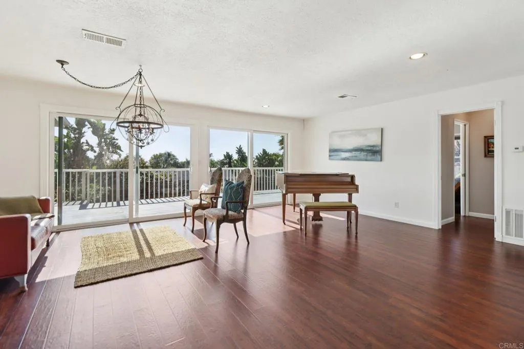 Additional image 11 of 1607 Hunsaker Street, Oceanside, CA 92054