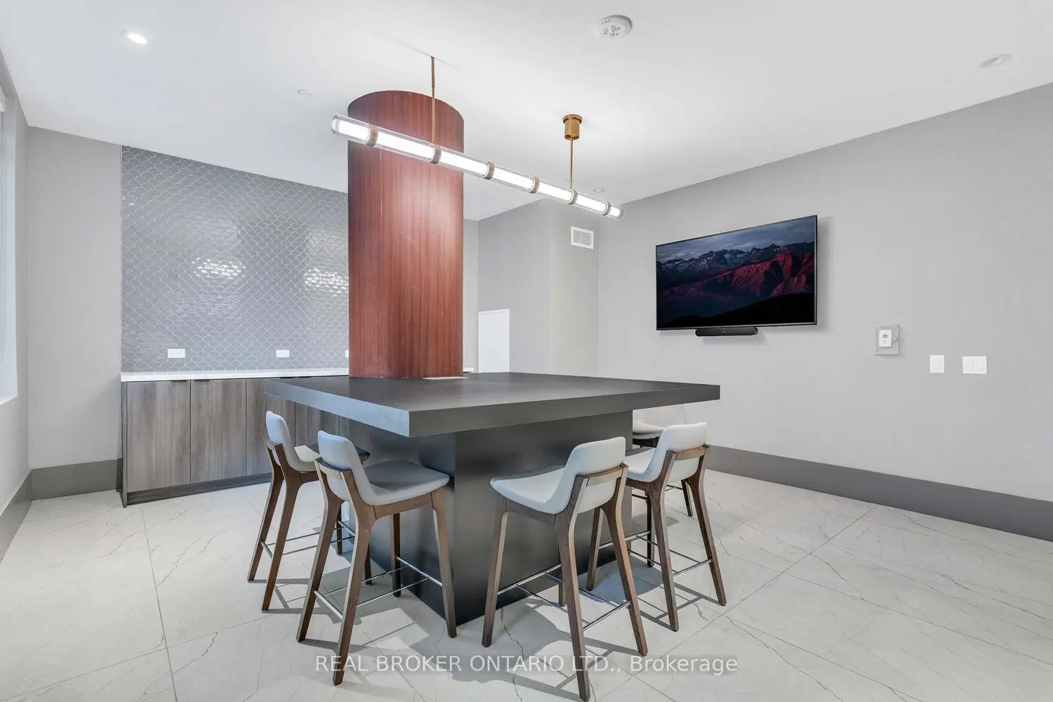 Additional image 17 of 55 Duke Street 1210