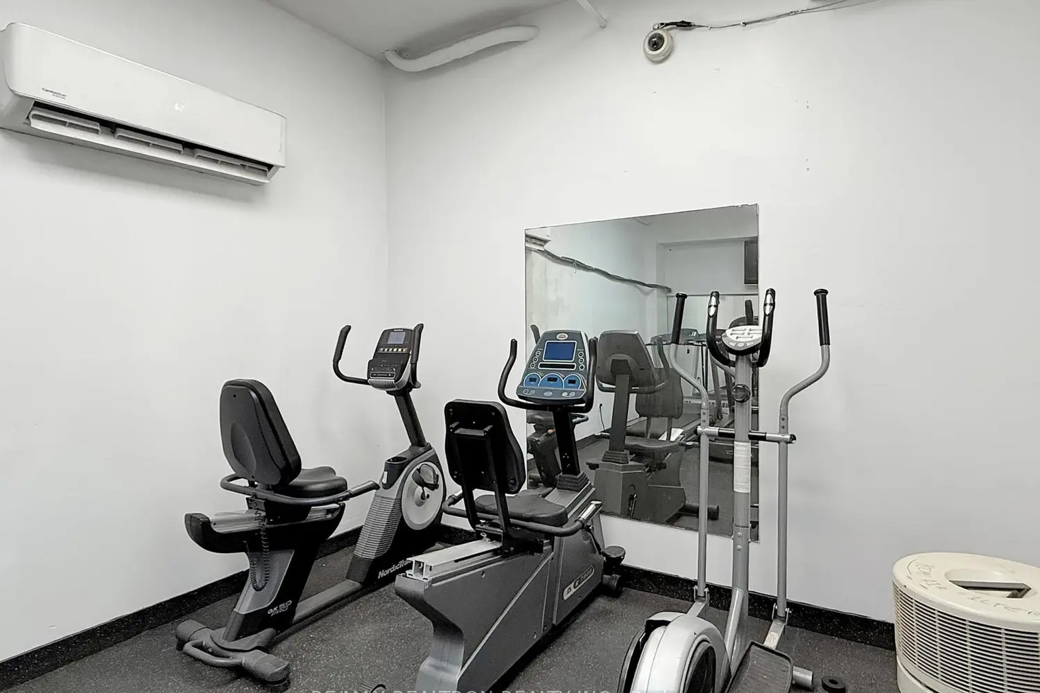Additional image 17 of 150 Leeward Glenway 312