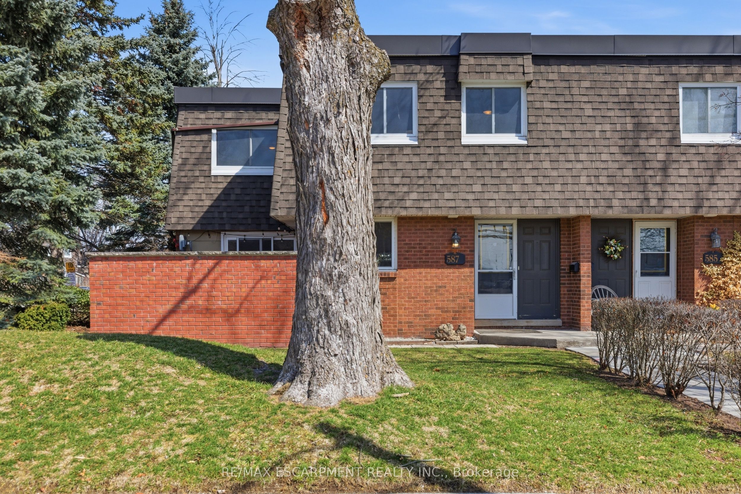 587 Timber Lane, Burlington, ON, L7L 4B1