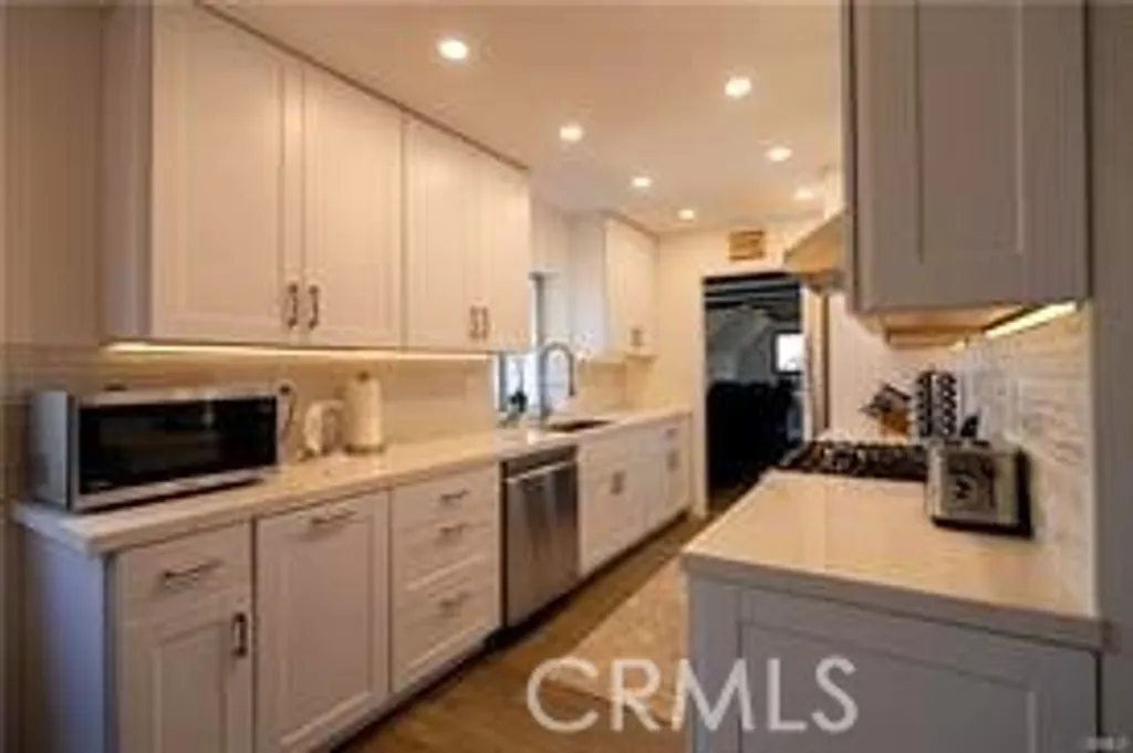 Additional image 17 of 27915 Matterhorn Dr, Lake Arrowhead, CA 92352