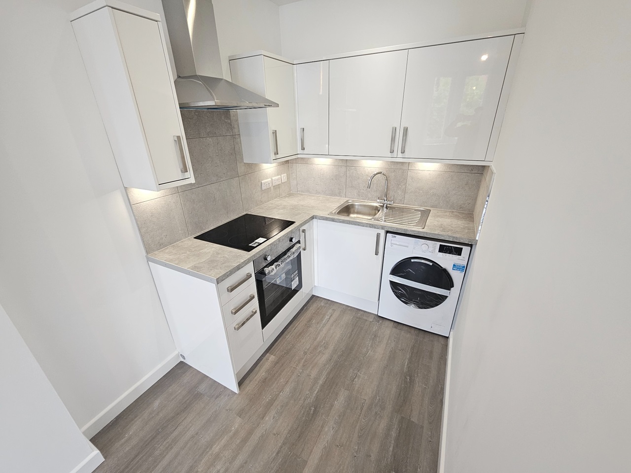 2 Bed Flat, Tollcross Road, G31, N1 7GU