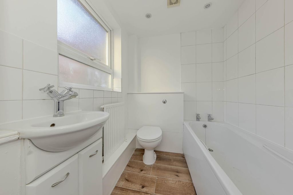Additional image 7 of 2 bed terraced house to rentPalmerston Street, Newcastle Under Lyme ST5