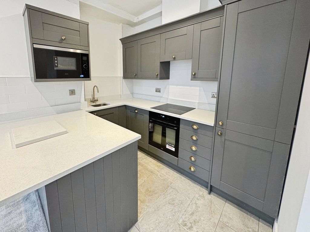 Additional image 2 of 2 bed flat to rentMarket Street, Hexham NE46