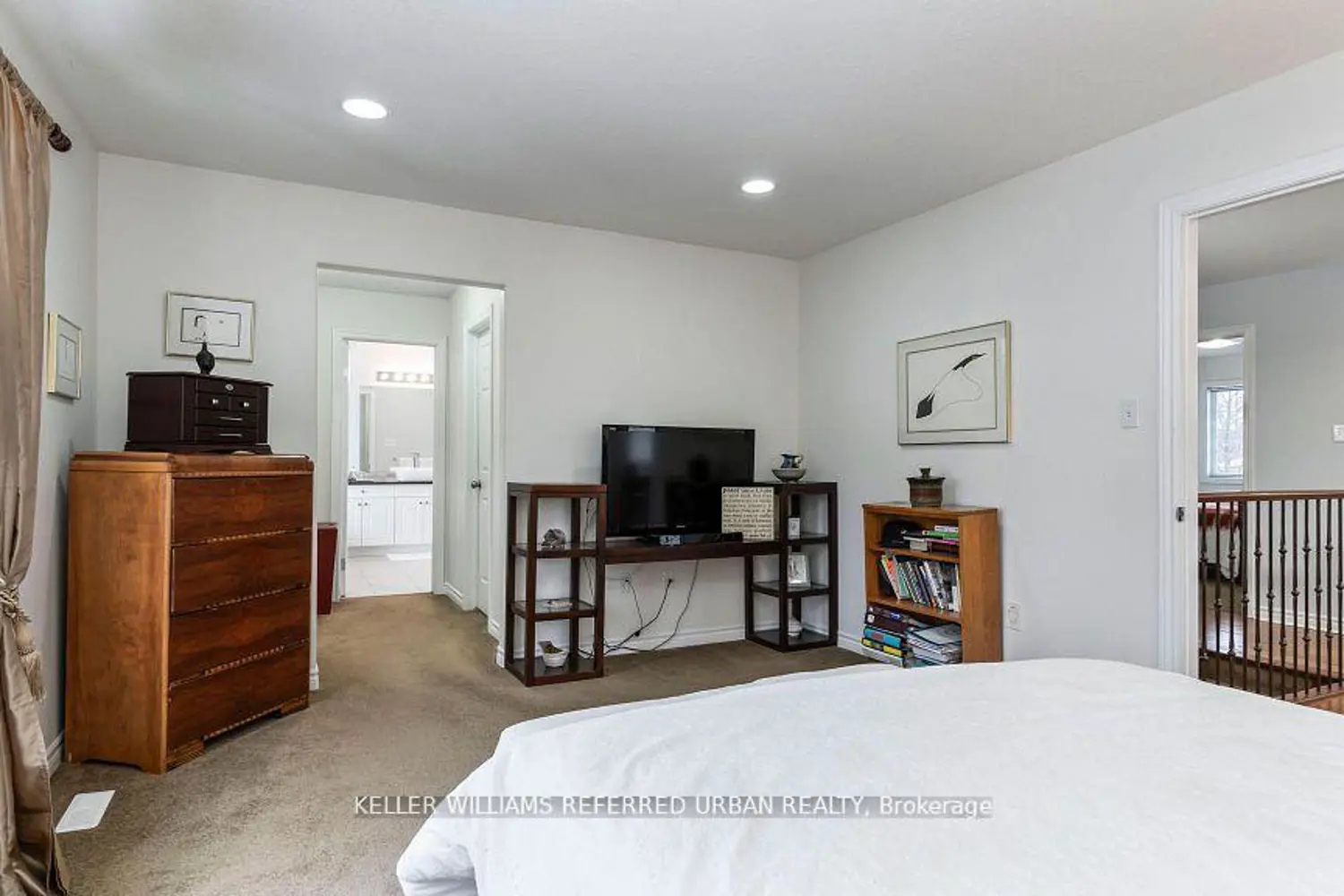 Additional image 14 of 847 Garibaldi Avenue