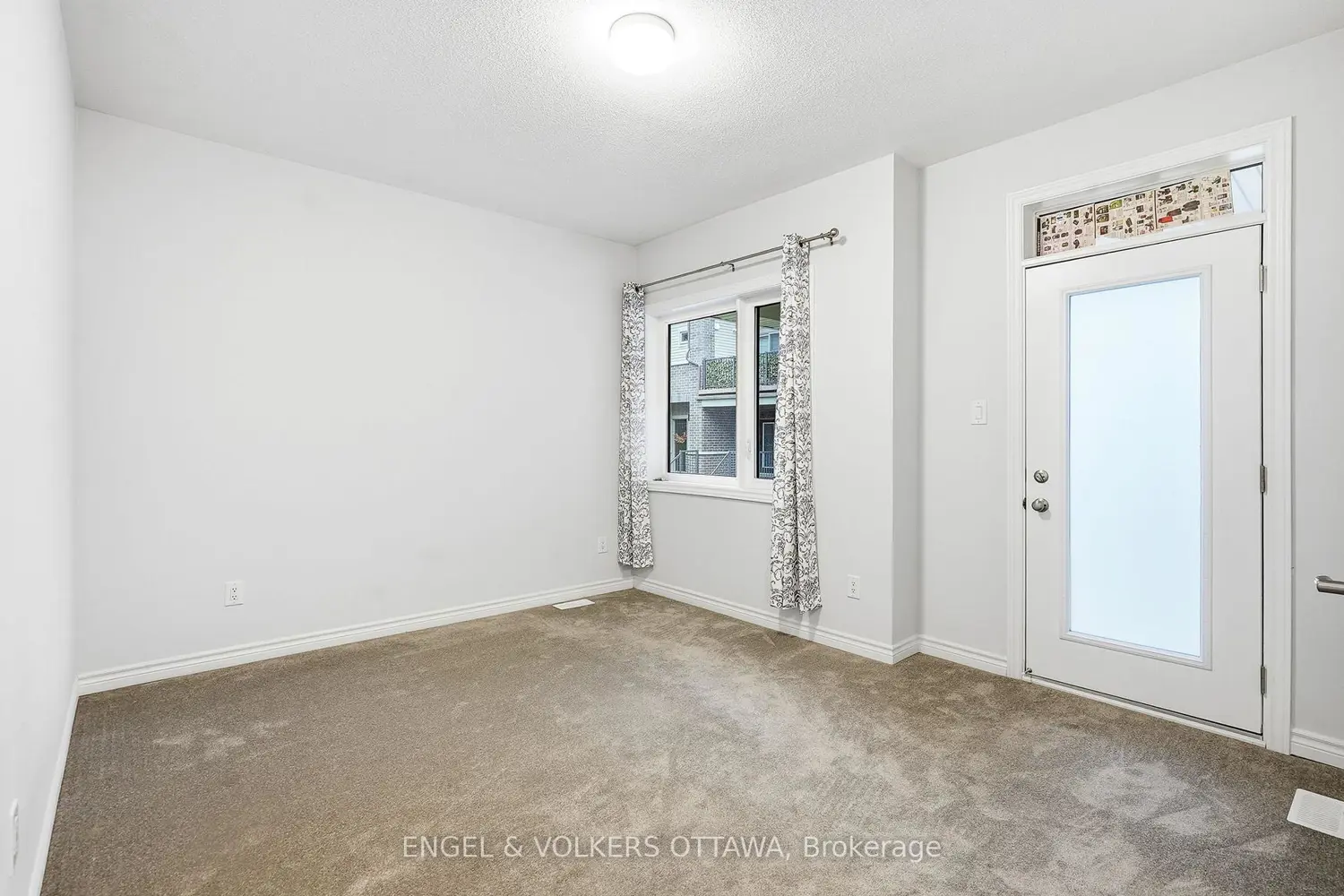 Additional image 11 of 135 Anthracite Private