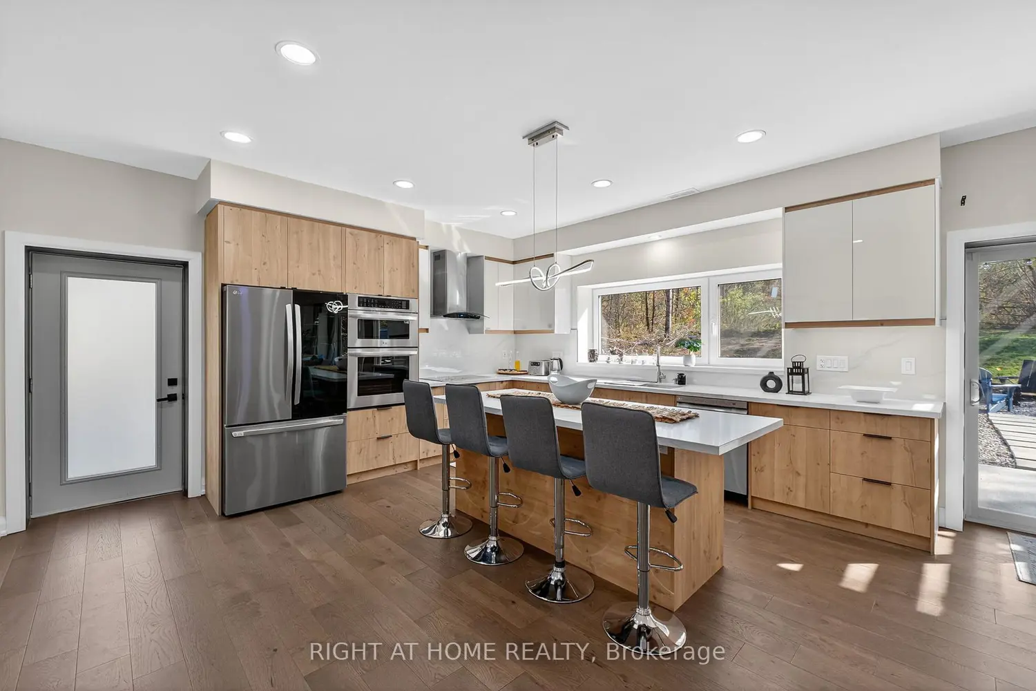 Additional image 2 of 6067 Concession Road B&C