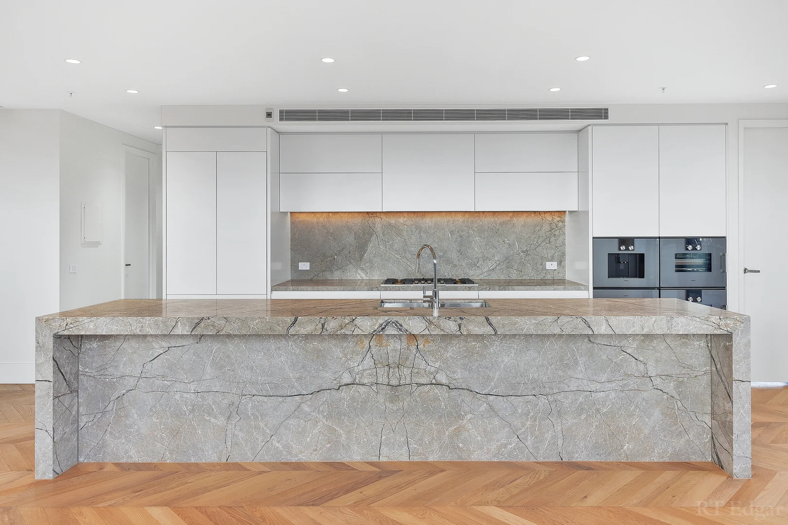 Additional image 7 of Penthouse/663 Malvern Road, Toorak VIC 3142