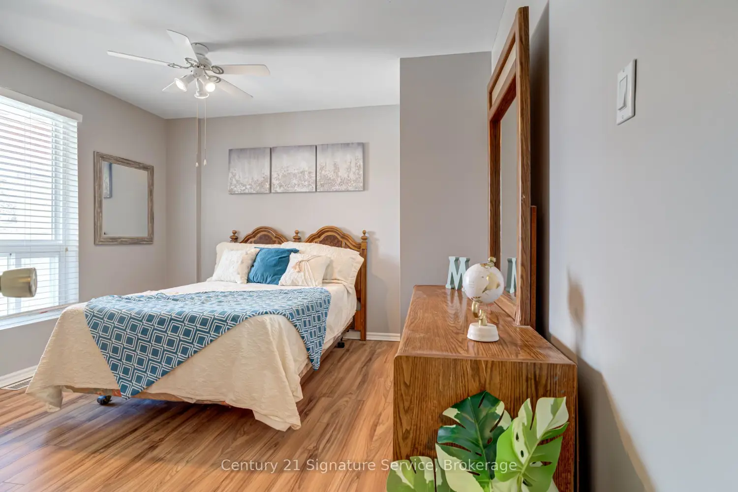 Additional image 10 of 2001 Bonnymede Drive 15