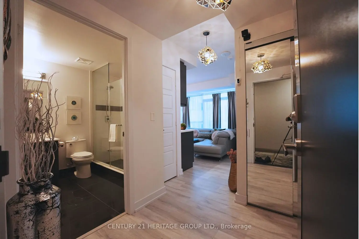 Additional image 17 of 375 Sea Ray Avenue 225