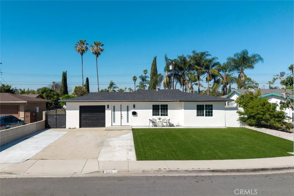 Additional image 52 of 223 West Simmons Avenue, Anaheim, CA 92802