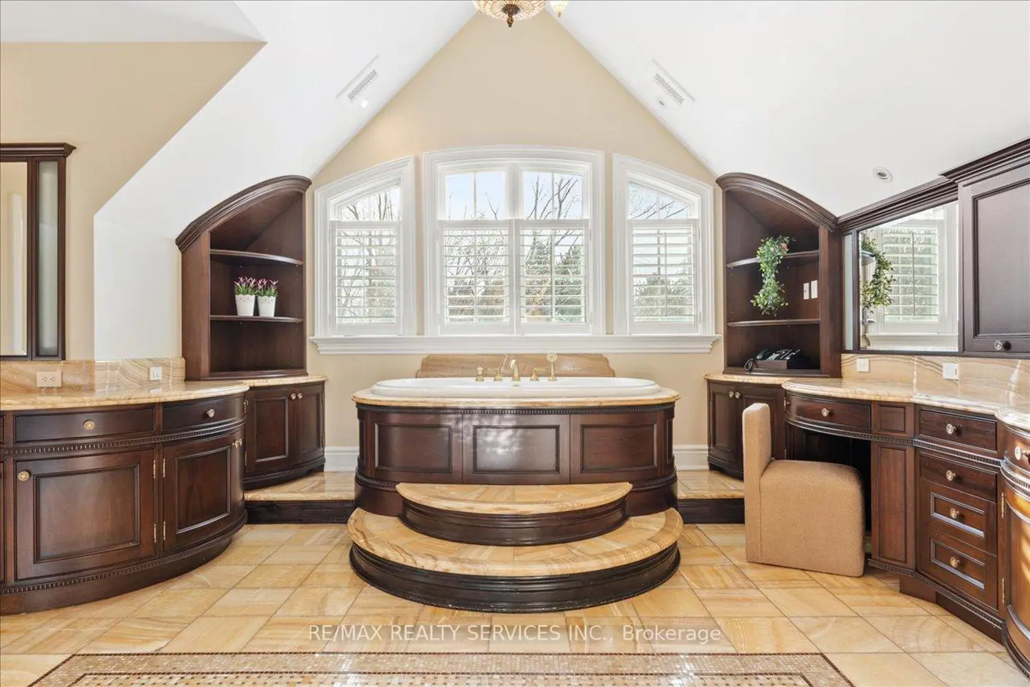 Additional image 8 of 574 Conservation Drive