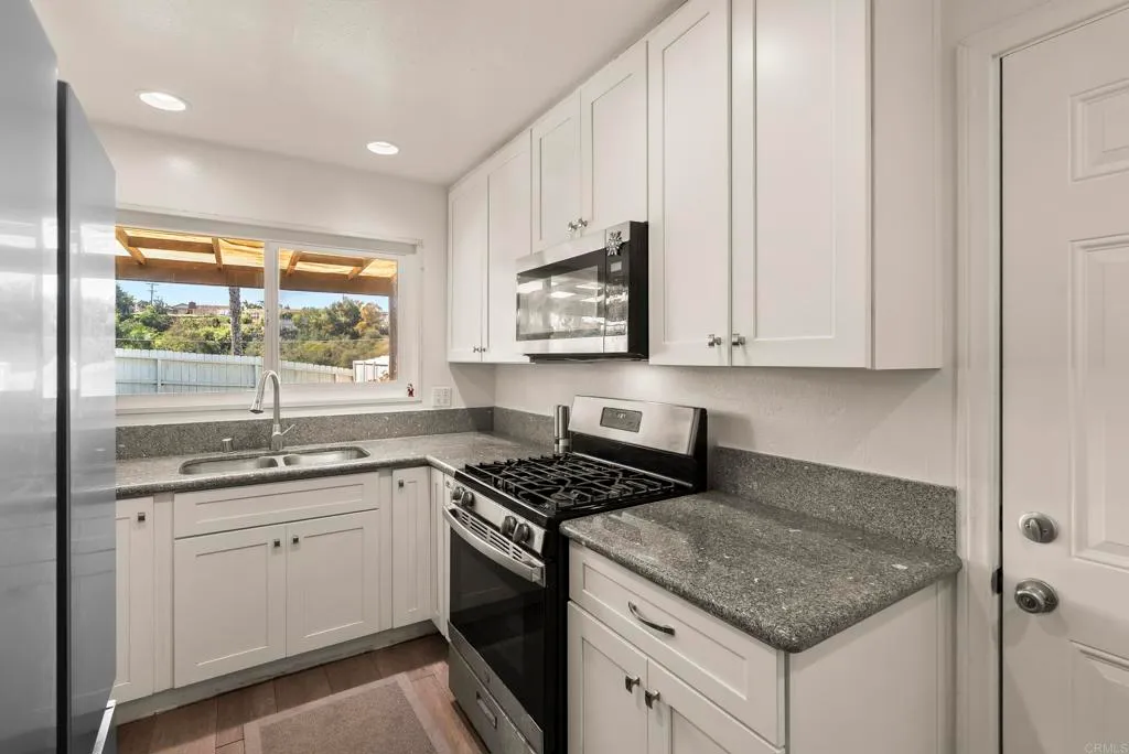 Additional image 13 of 4657 Chateau Place, San Diego, CA 92117