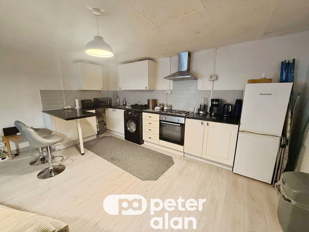 Additional image 3 of 1 bed flat to rentYnyshir Road, Porth CF39