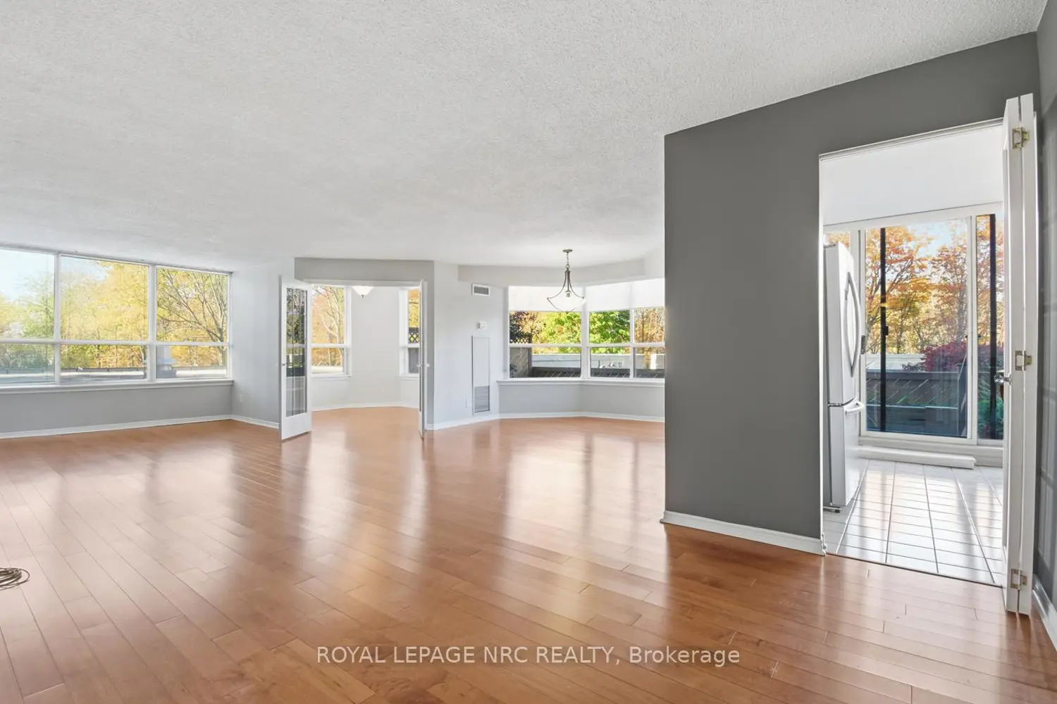 Additional image 11 of 3 Towering Hts Boulevard 102