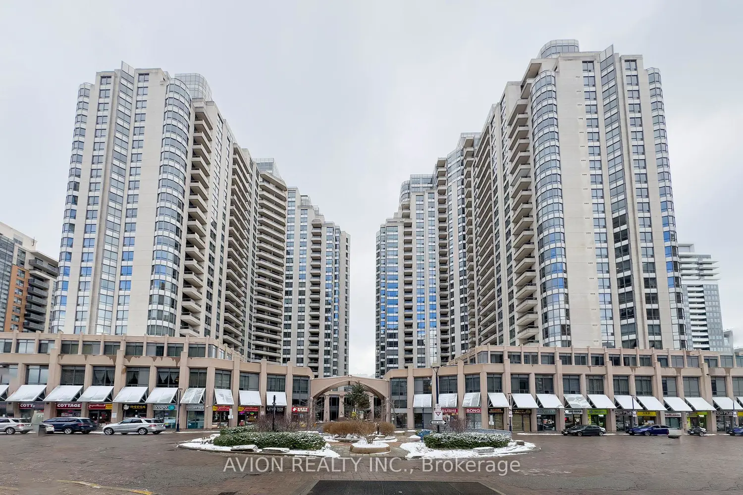 5 Northtown Way 512