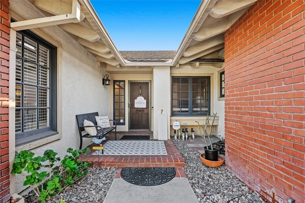 Additional image 4 of 23131 Tiagua, Mission Viejo, CA 92692