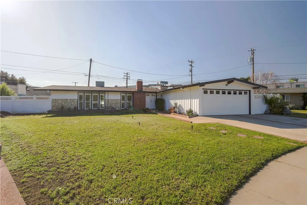 Additional image 30 of 1049 N Macneil St, San Fernando, CA 91340