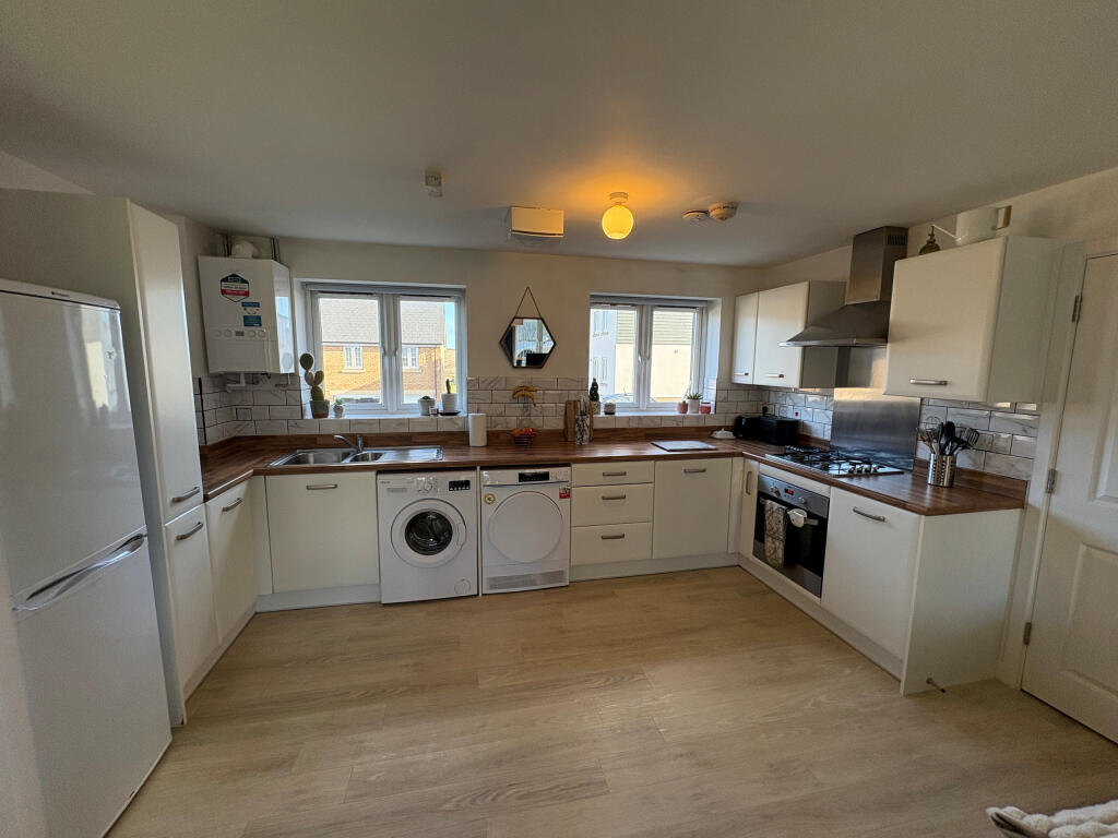 Additional image 9 of Benbow House, Great Mead, Wyndham Park, Yeovil, Somerset, BA21 5FL