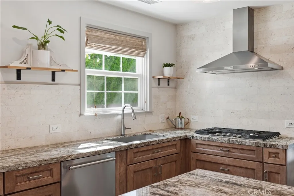 Additional image 18 of 5640 E Parkcrest St, Long Beach, CA 90808