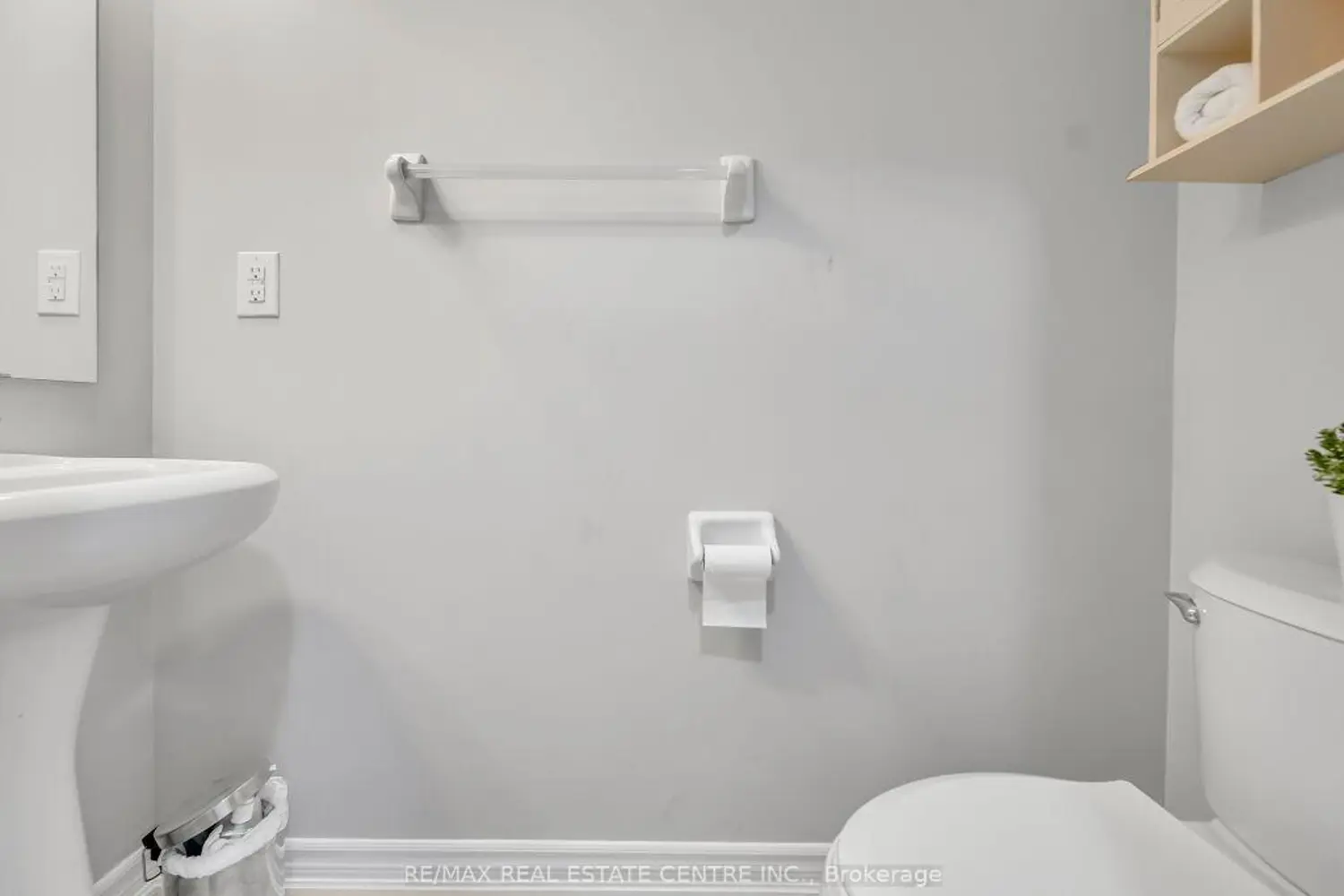 Additional image 5 of 45 Stonemount Crescent