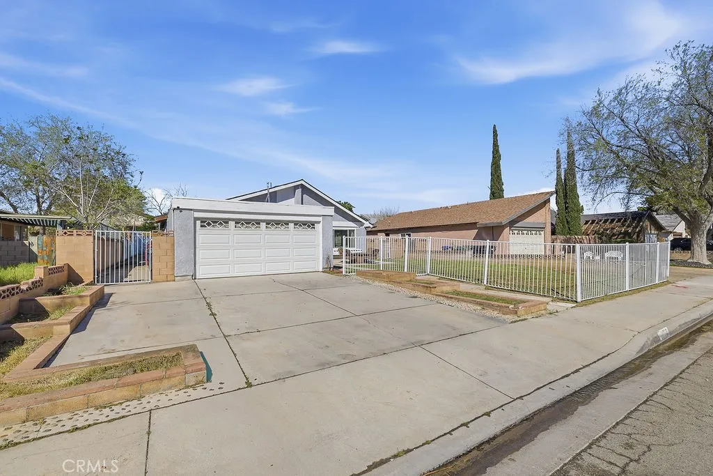 Additional image 72 of 44727 Benald Street, Lancaster, CA 93535