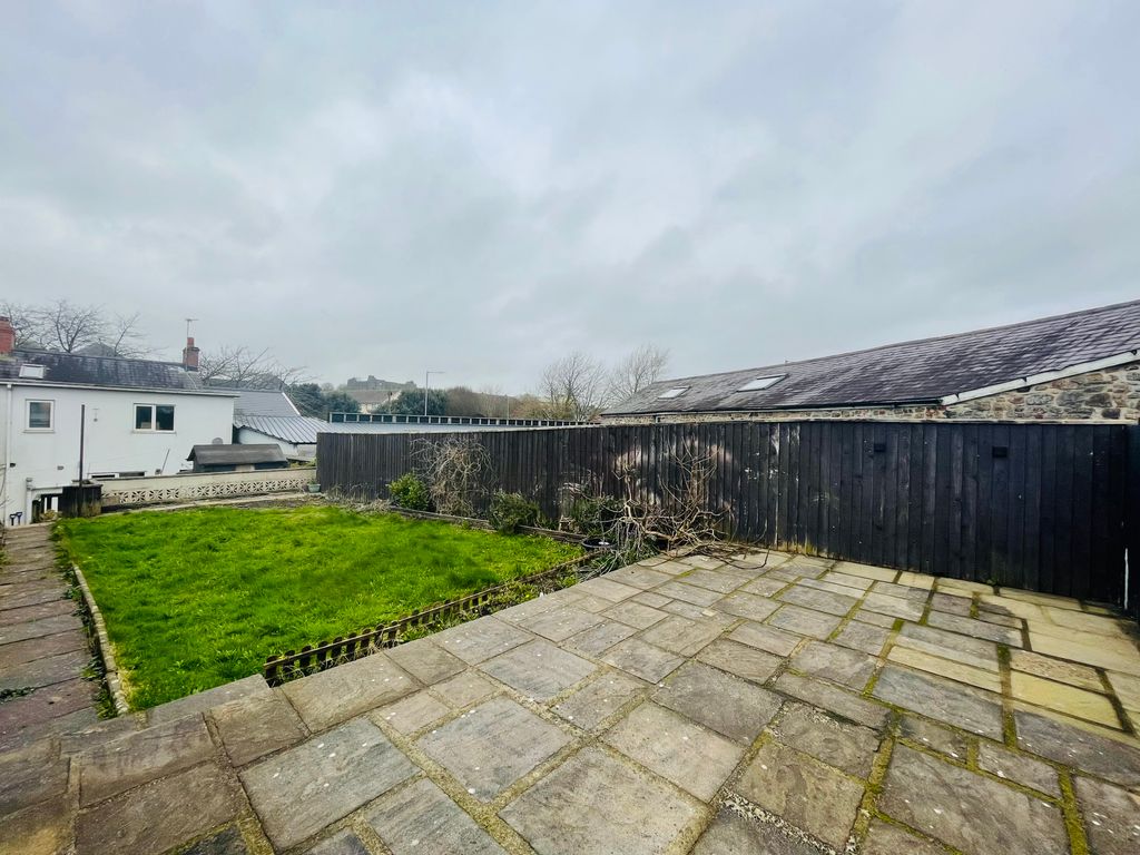 Additional image 5 of 3 bed property to rentCambrian Place, Haverfordwest SA61