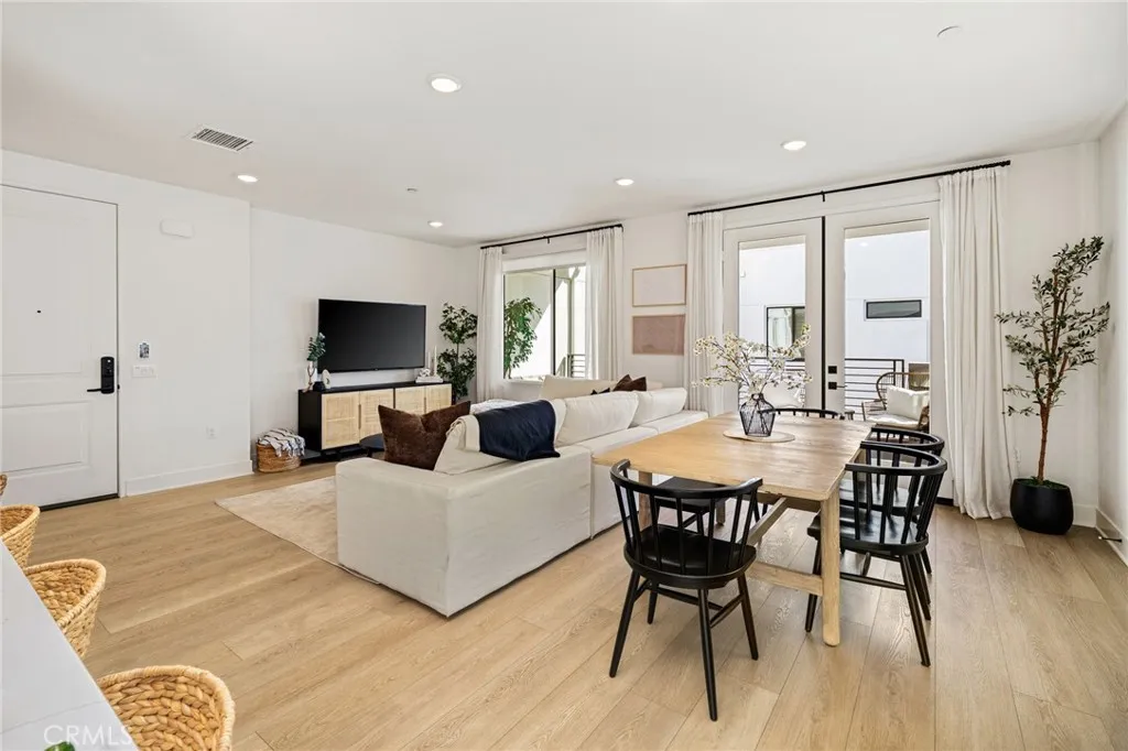 Additional image 7 of 16175 Dawn Way Unit 302, Tustin, CA 92782