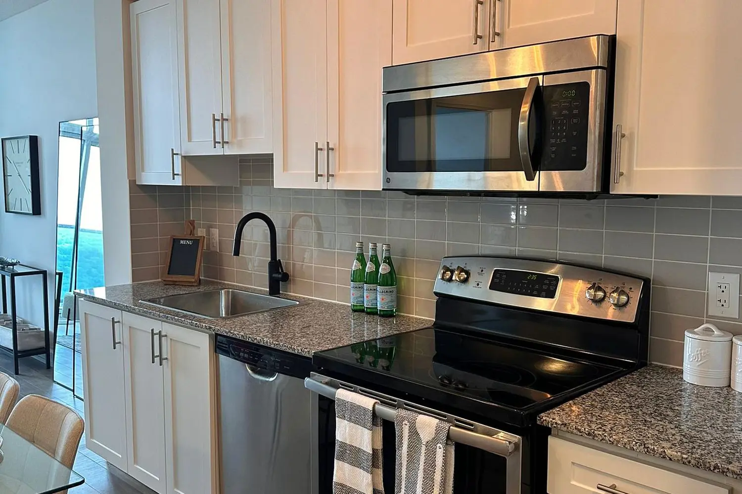 Additional image 11 of 7171 Yonge Street 2803