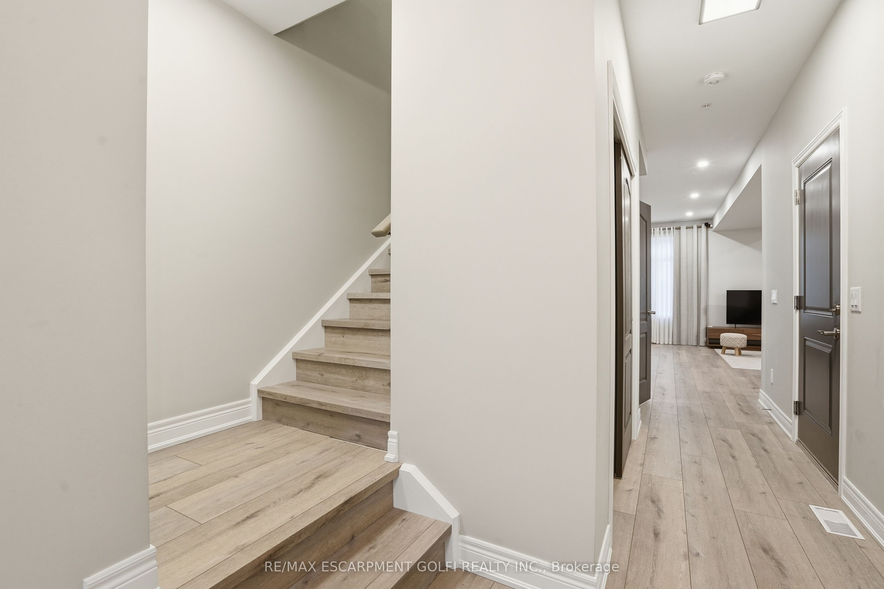 Additional image 6 of 121 Moffatt Street, St. Catharines, ON, L2P 2L7