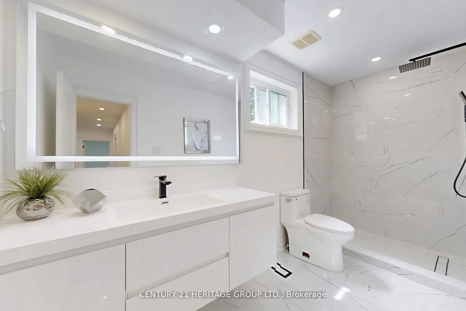 Additional image 12 of 10 Cherry Blossom Lane