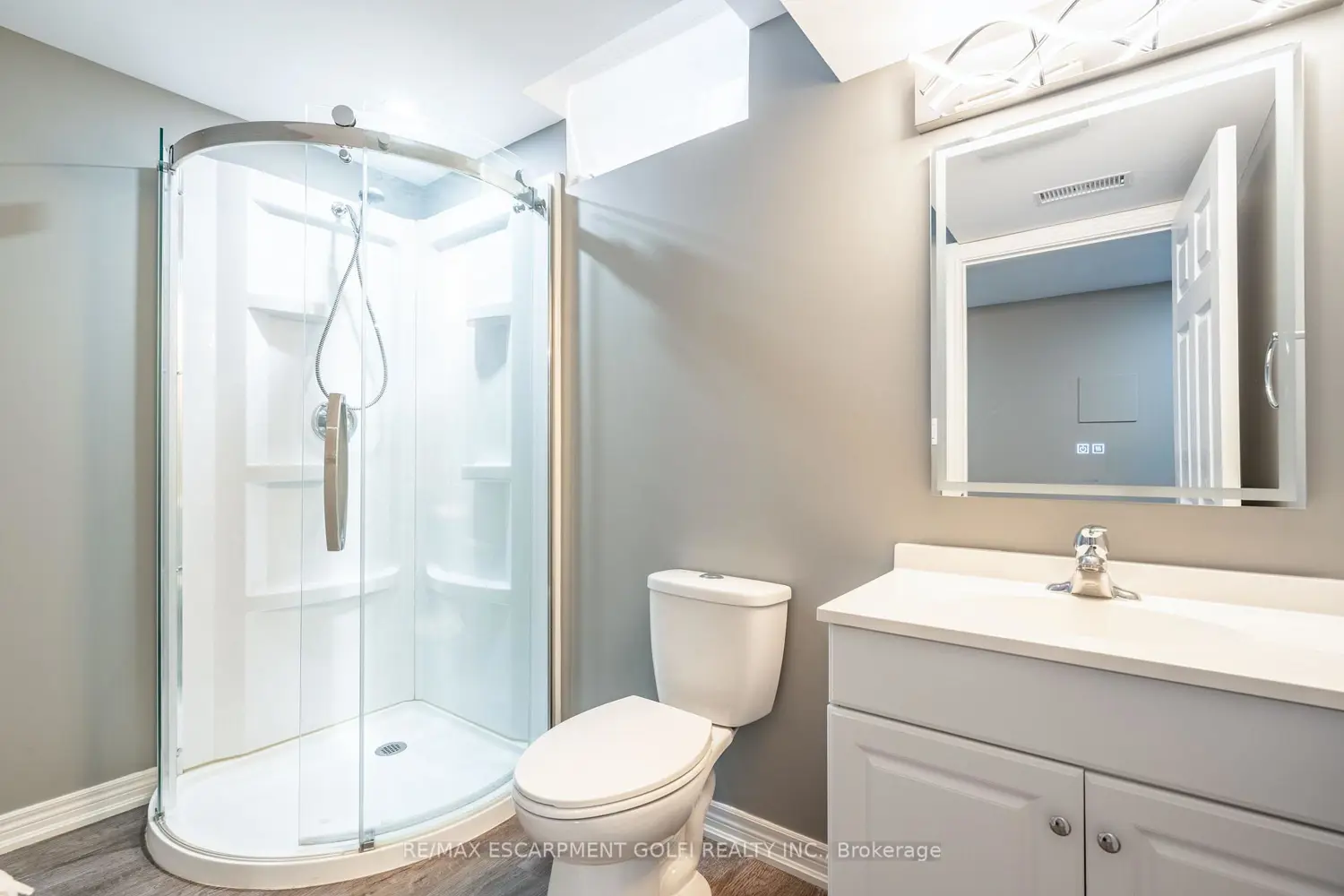 Additional image 16 of 8561 Dogwood Crescent