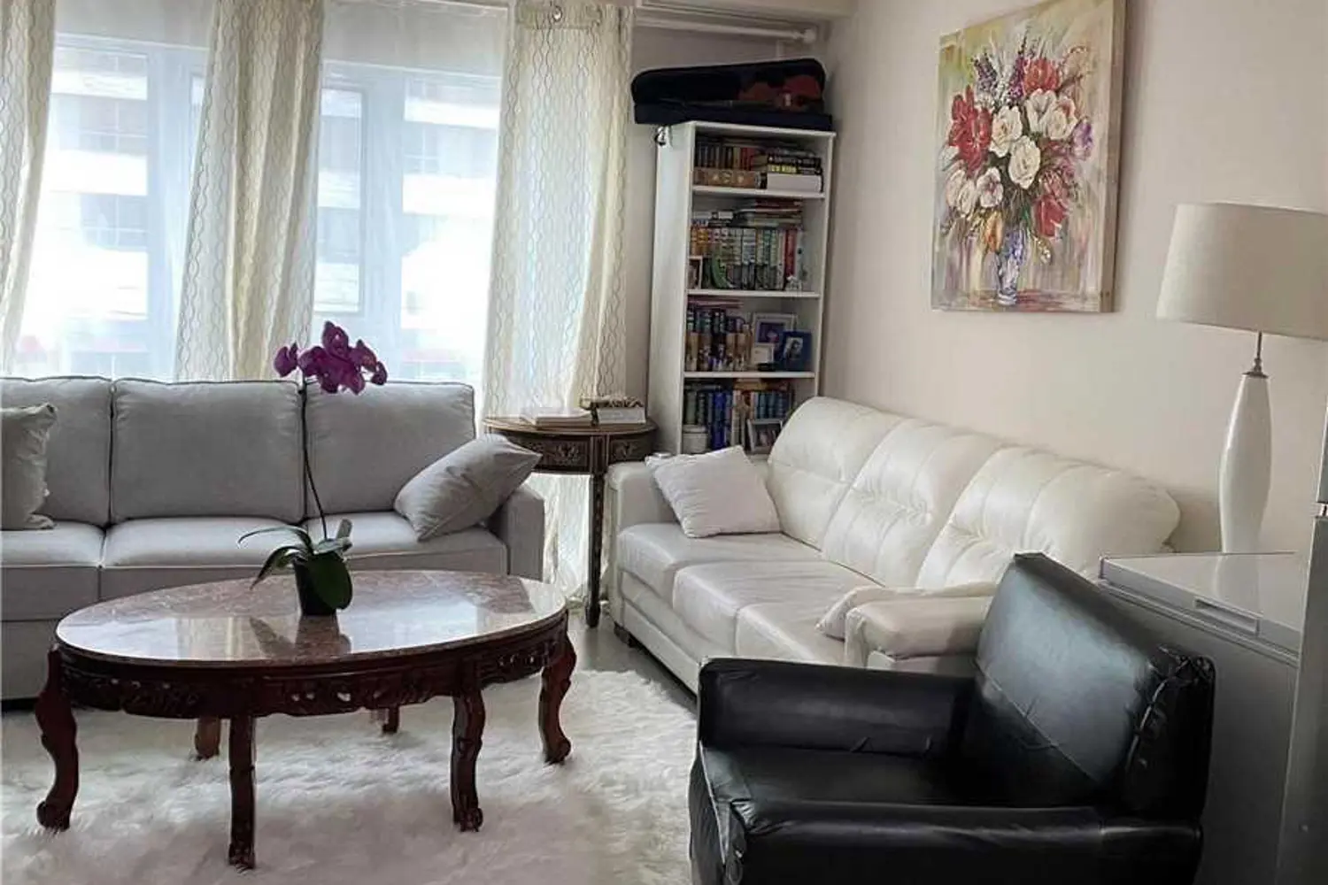 Additional image 8 of 2152 Lawrence Avenue 206