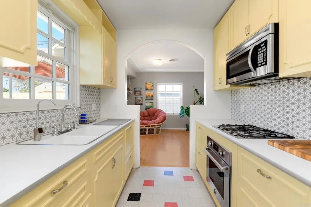 Additional image 8 of 4796 Valencia Drive, San Diego, CA 92115