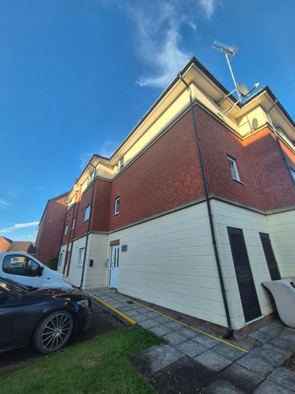 Additional image 2 of 2 bed flat to rentArgosy Way, Newport NP19