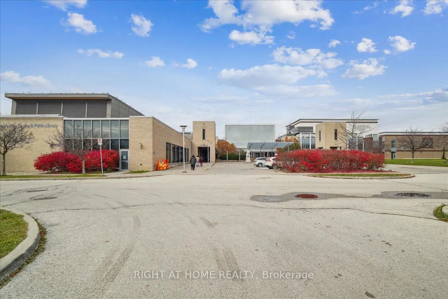 Additional image 19 of 90 Orchid Place Drive 304