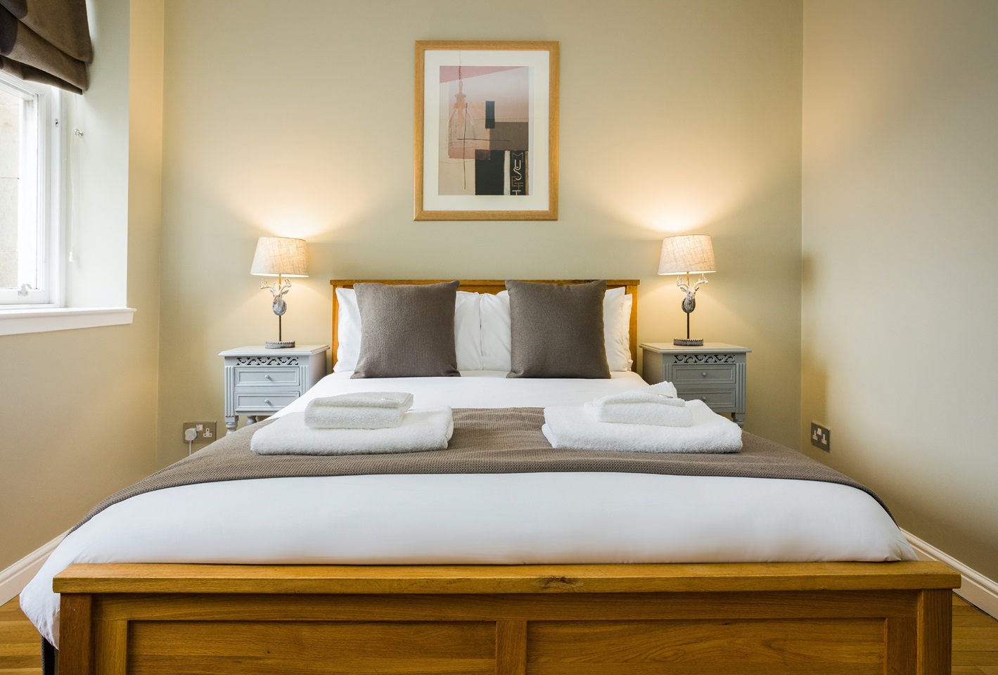 Additional image 4 of 2 Bed Flat, Advocates Close, EH1, N1 7GU