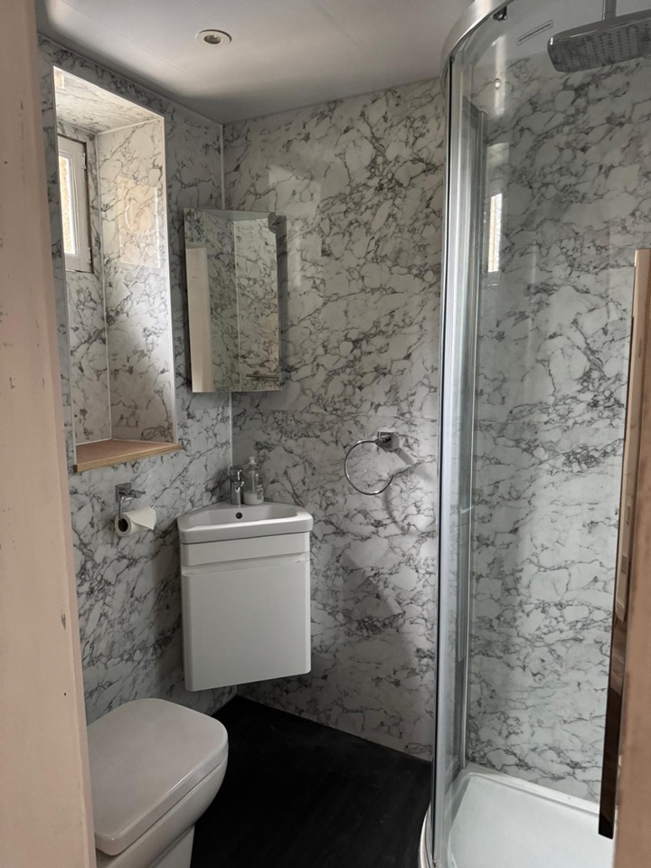 Additional image 8 of 1 Bed Flat, Kelvin Drive, G20, N1 7GU