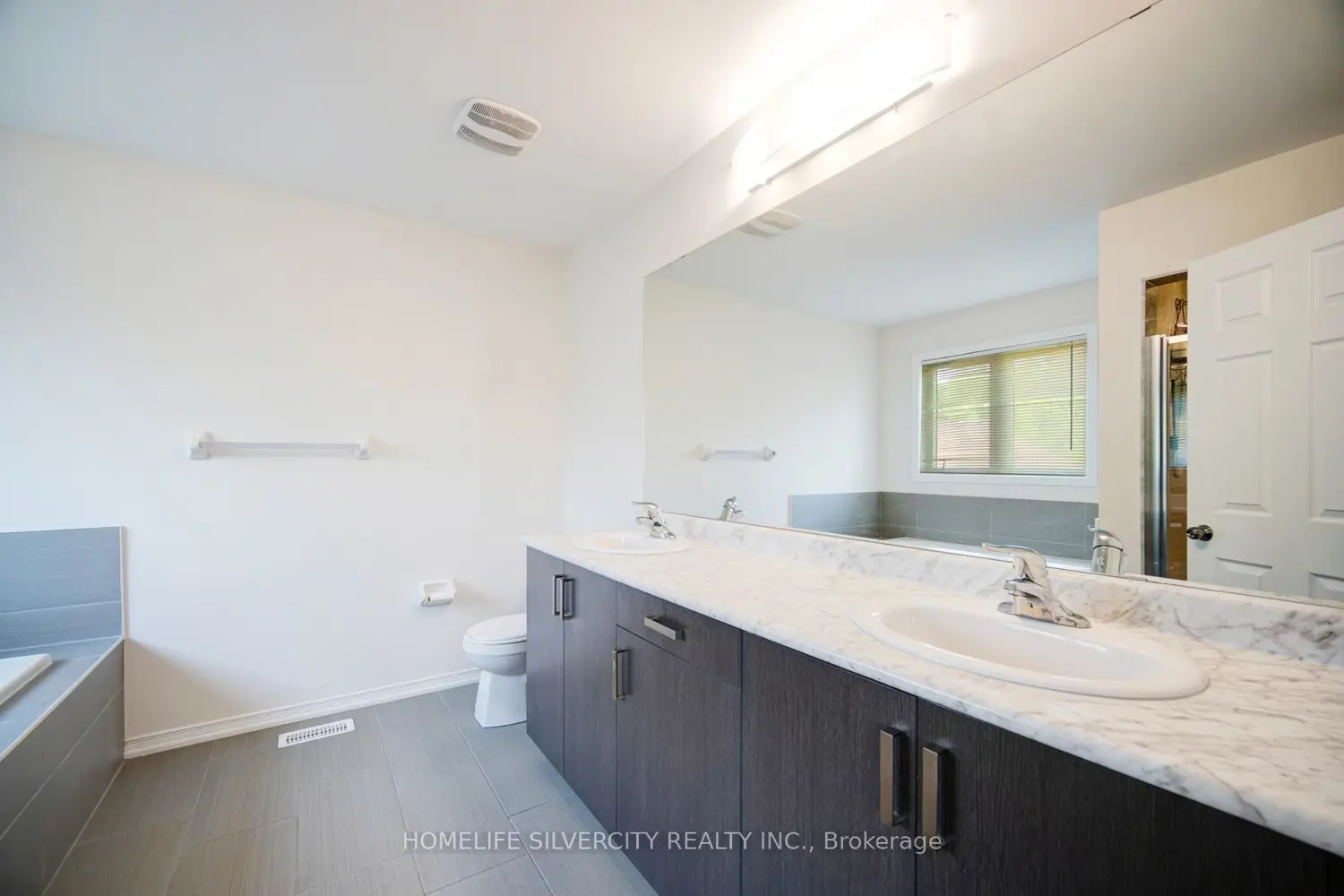 Additional image 10 of 55 Longboat Run