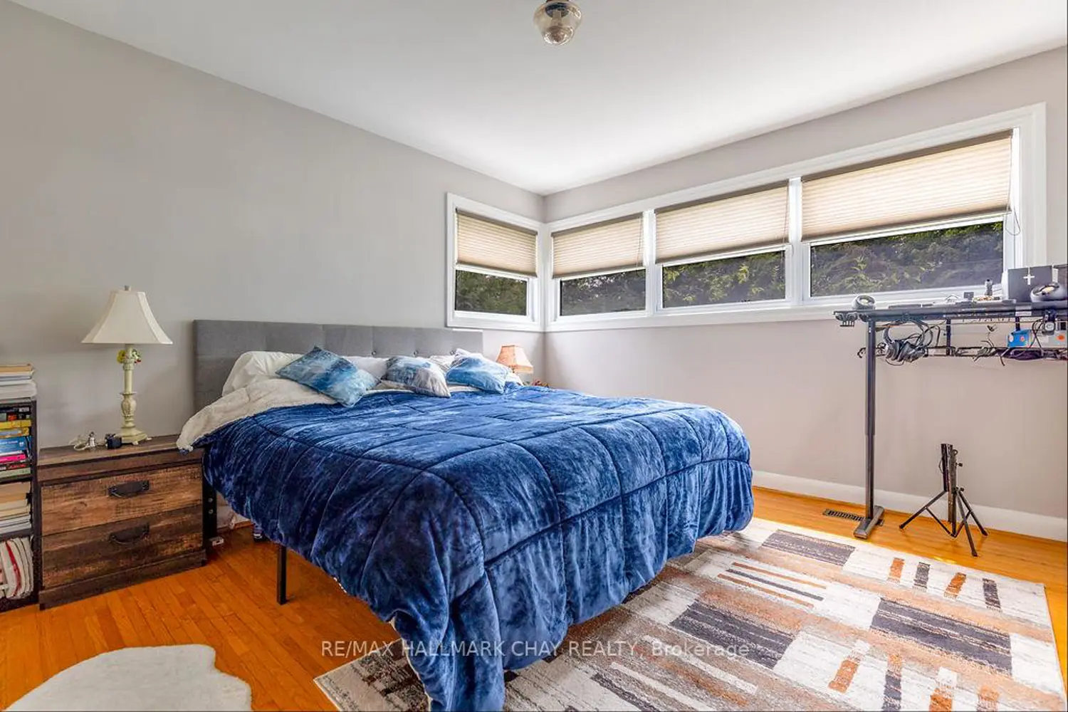 Additional image 14 of 325 Innisfil Street