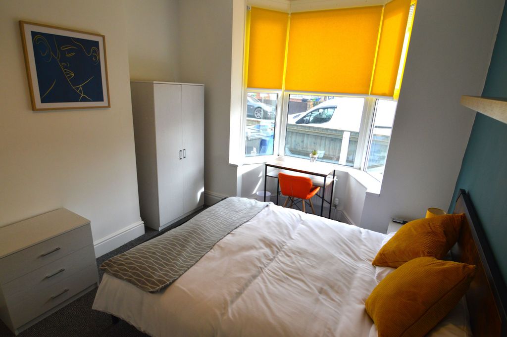 Additional image 3 of Room to rentFarebrother Street, Grimsby DN32