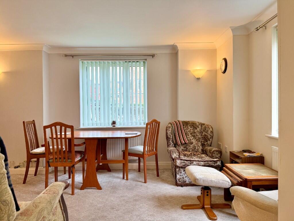 Additional image 5 of Shrewsbury Road, Yeovil, BA21