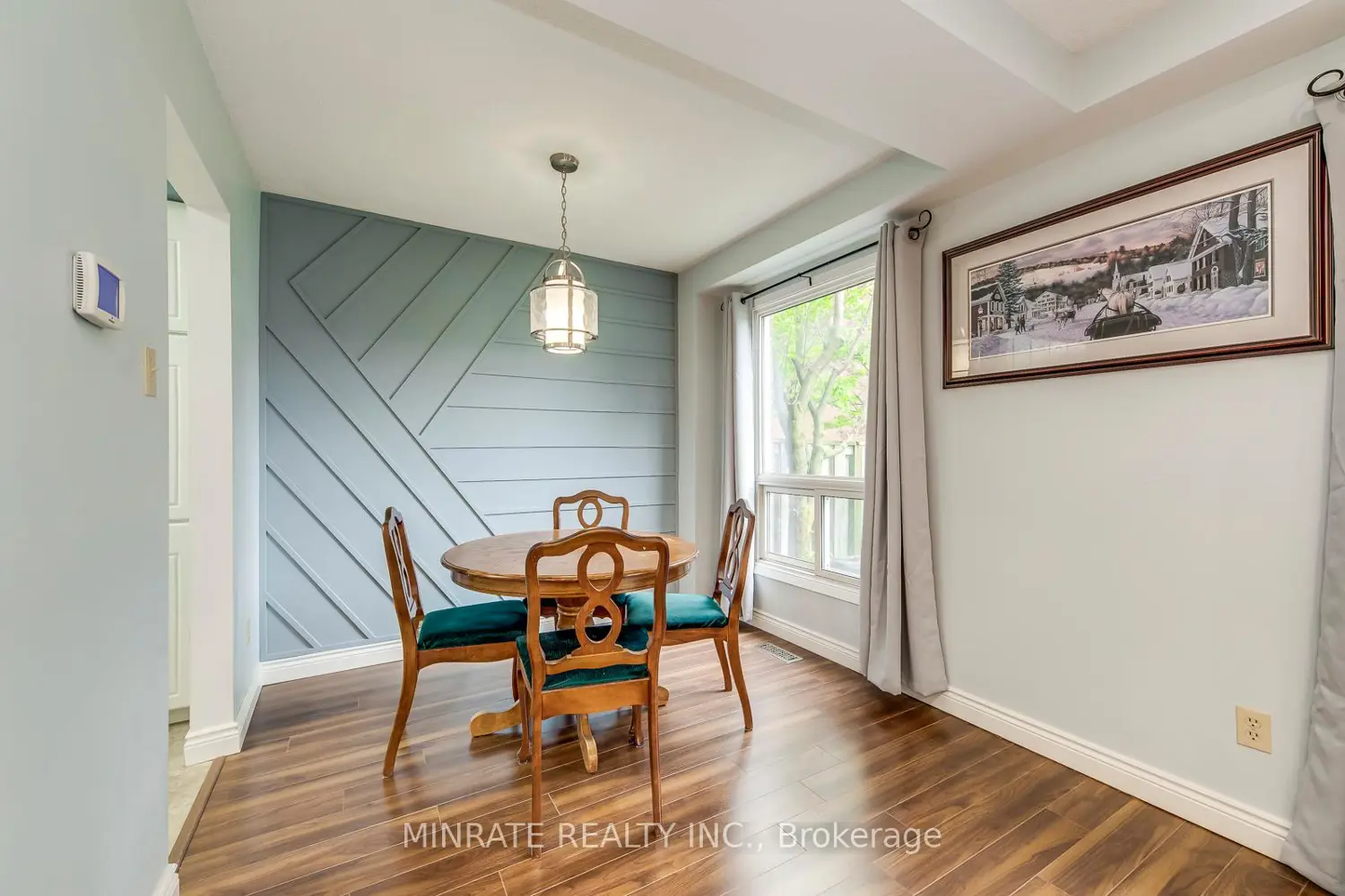 Additional image 6 of 1548 Newlands Crescent 14