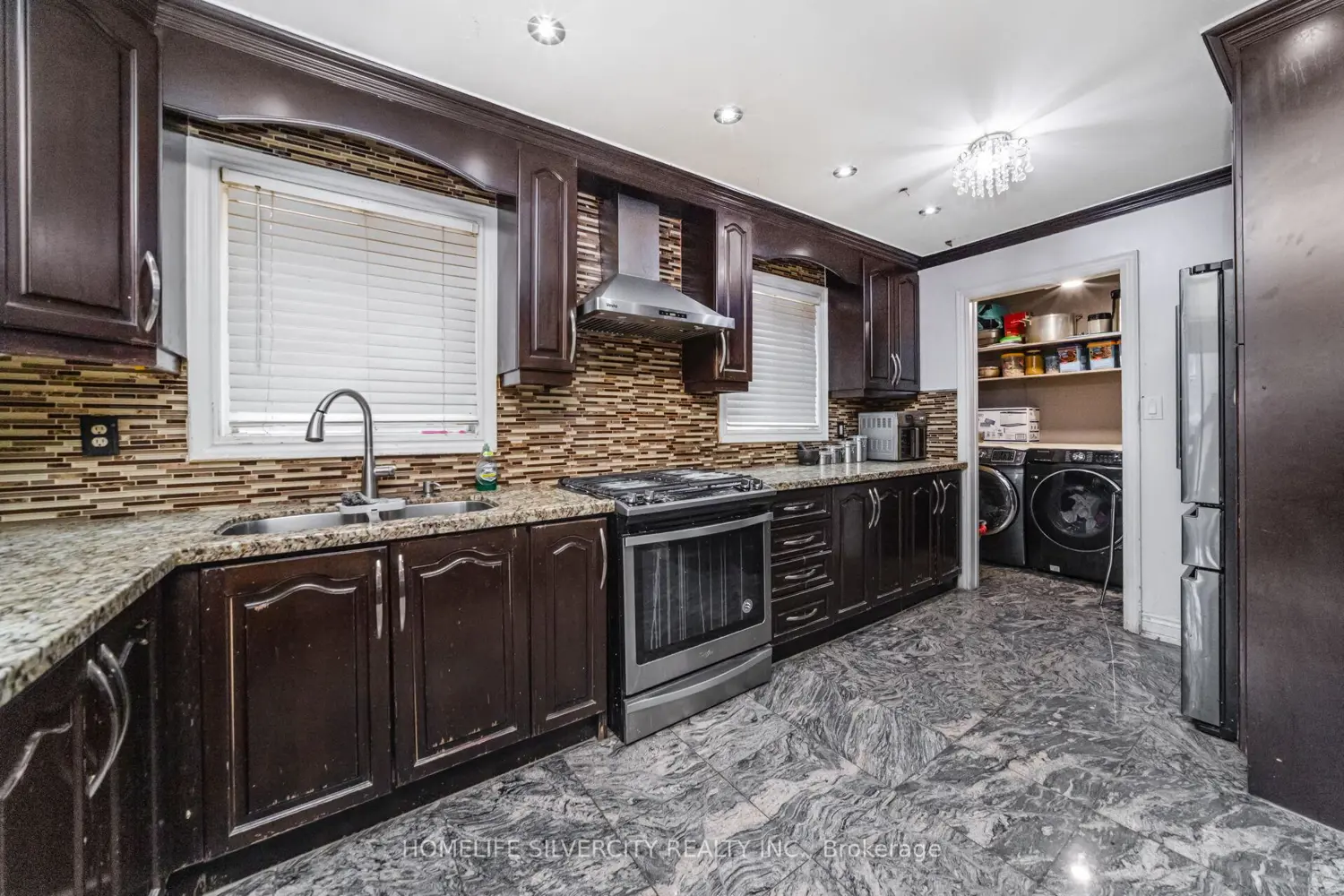 Additional image 9 of 24 Jay Street