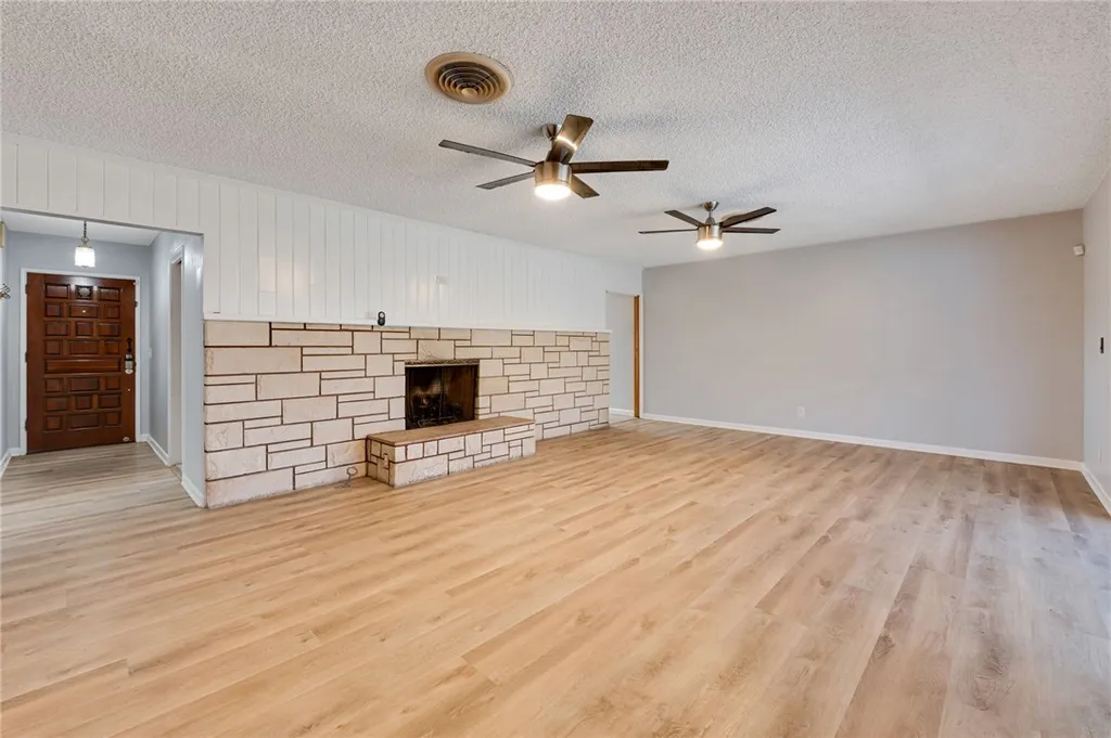 Additional image 18 of 184 Palmyra Dr, San Bernardino, CA 92404