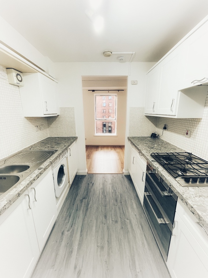 Additional image 3 of 2 Bed Flat, Benalder Street, G11, N1 7GU