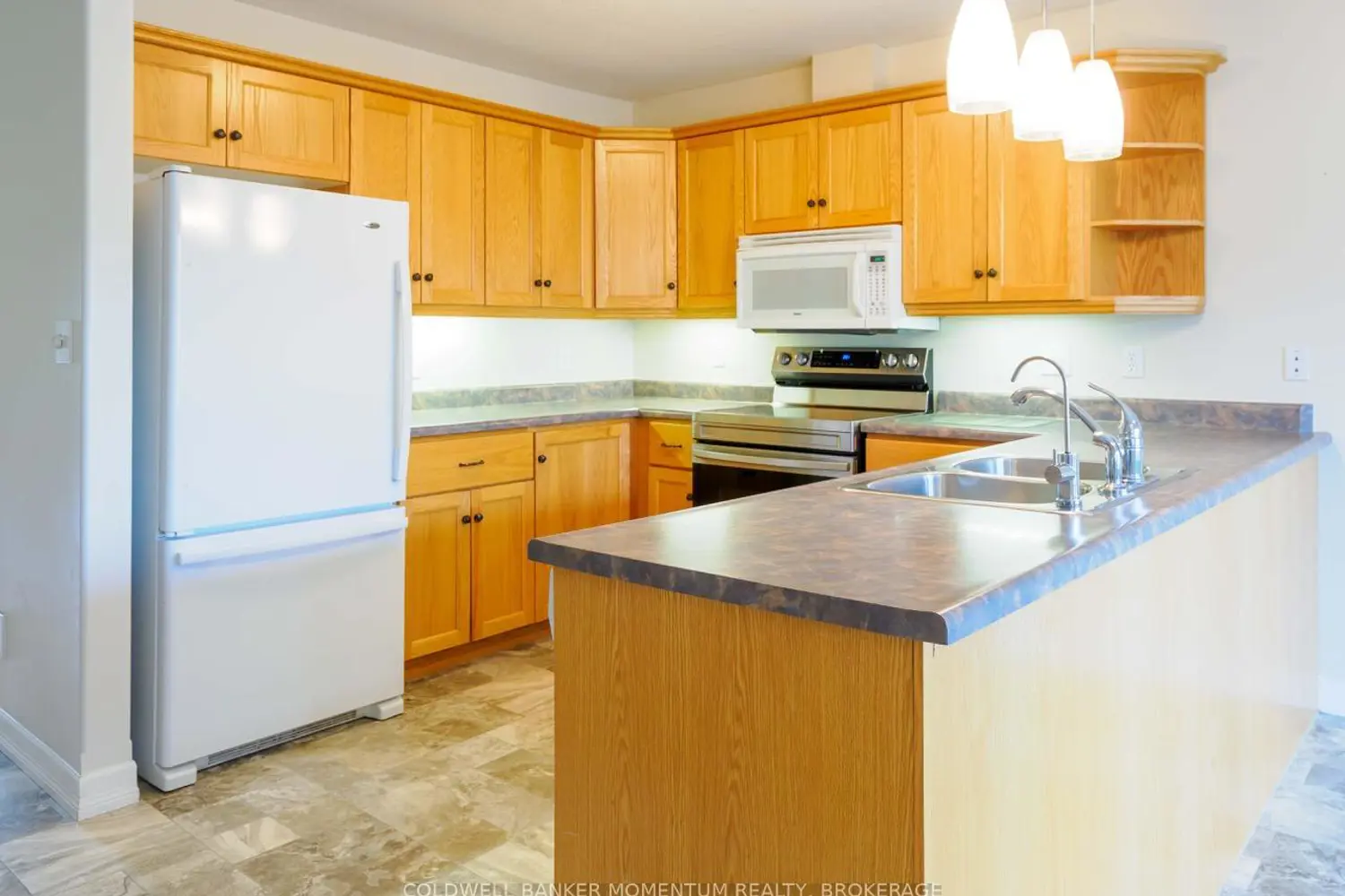 Additional image 5 of 409 Queen Street 8