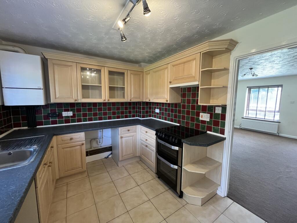 Additional image 5 of Thatcham Court, YEOVIL