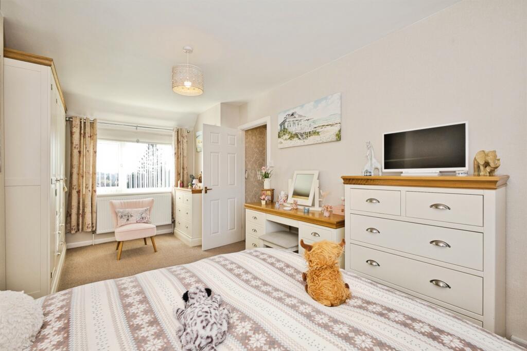 Additional image 8 of Highfield Road, YEOVIL