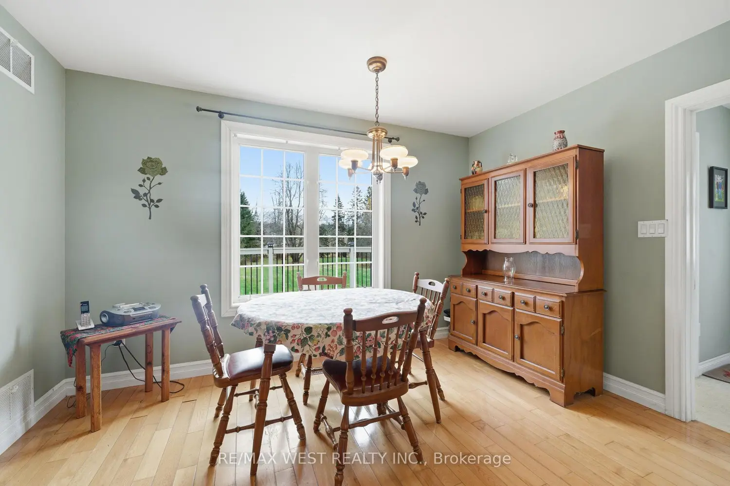 Additional image 5 of 4 Coryell Street